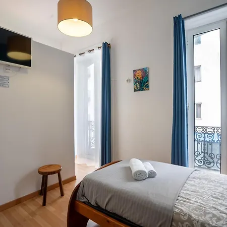 Pensión Madeirarooms 3*