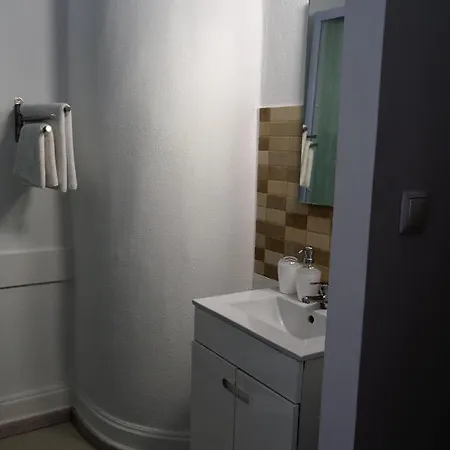 Madeirarooms Πανσιόν