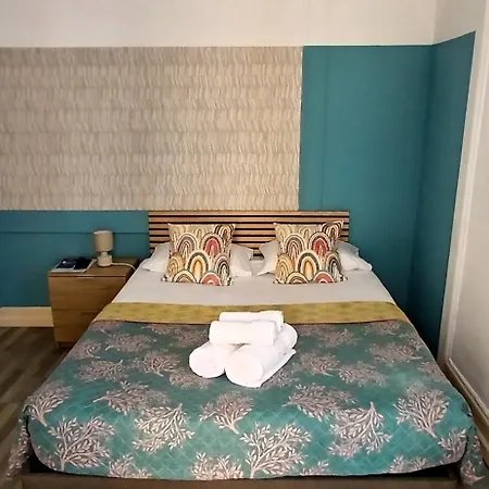 Madeirarooms Πανσιόν