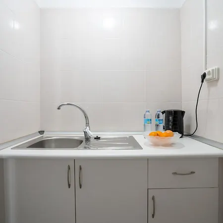 Madeirarooms Πανσιόν