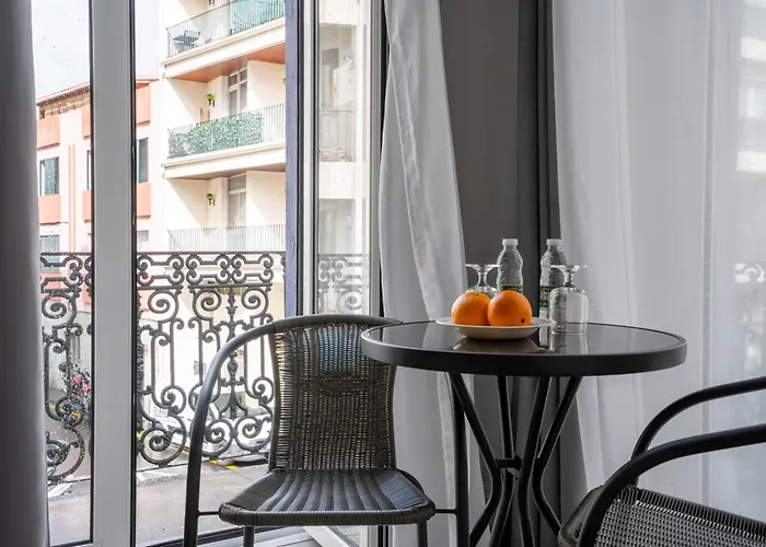 招待所 Madeirarooms 3*